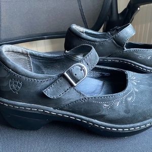Ariat black  leather Maryjane shoes